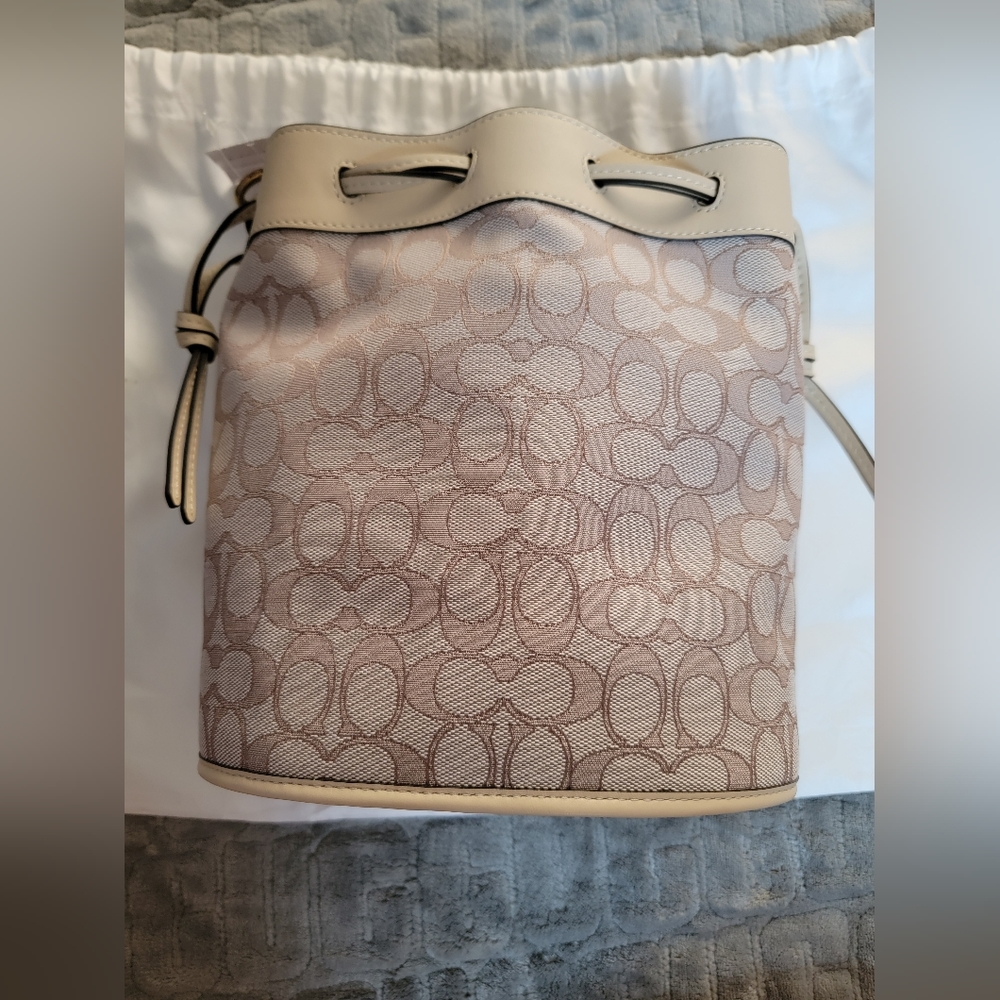 NWT Coach Signature Jacquard Bucket Bag - Picture 11 of 16
